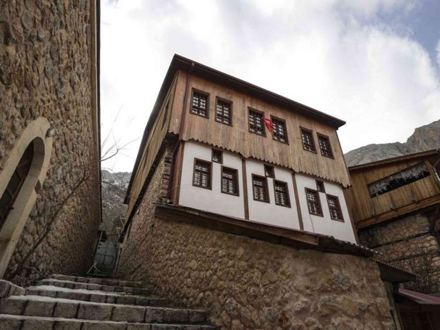 İstanbul Çıkışlı Turistik Doğu Ekspresi Turu: Erzurum, Erzurum Kongre Binası ve Çifte Minareli Medrese – GTDA01 — fotoğraf 5