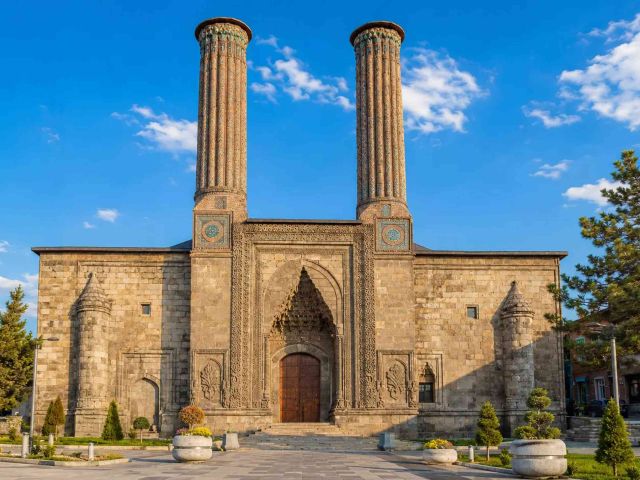 İstanbul Çıkışlı Turistik Doğu Ekspresi Turu: Erzurum, Erzurum Kongre Binası ve Çifte Minareli Medrese – GTDA01 — fotoğraf 10
