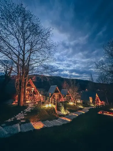 Loca Sapanca Bungalov