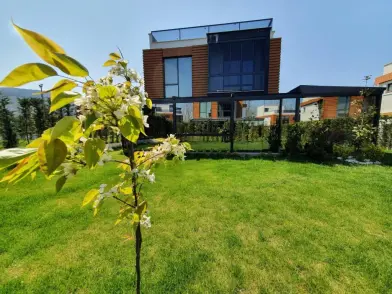 Natural Garden Kırkpınar Villa