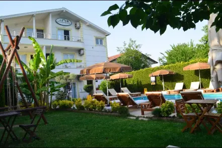 Şenler Butik Otel Sapanca