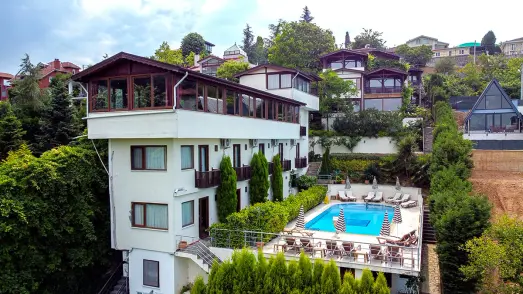 Dilek Konağı Otel Sapanca